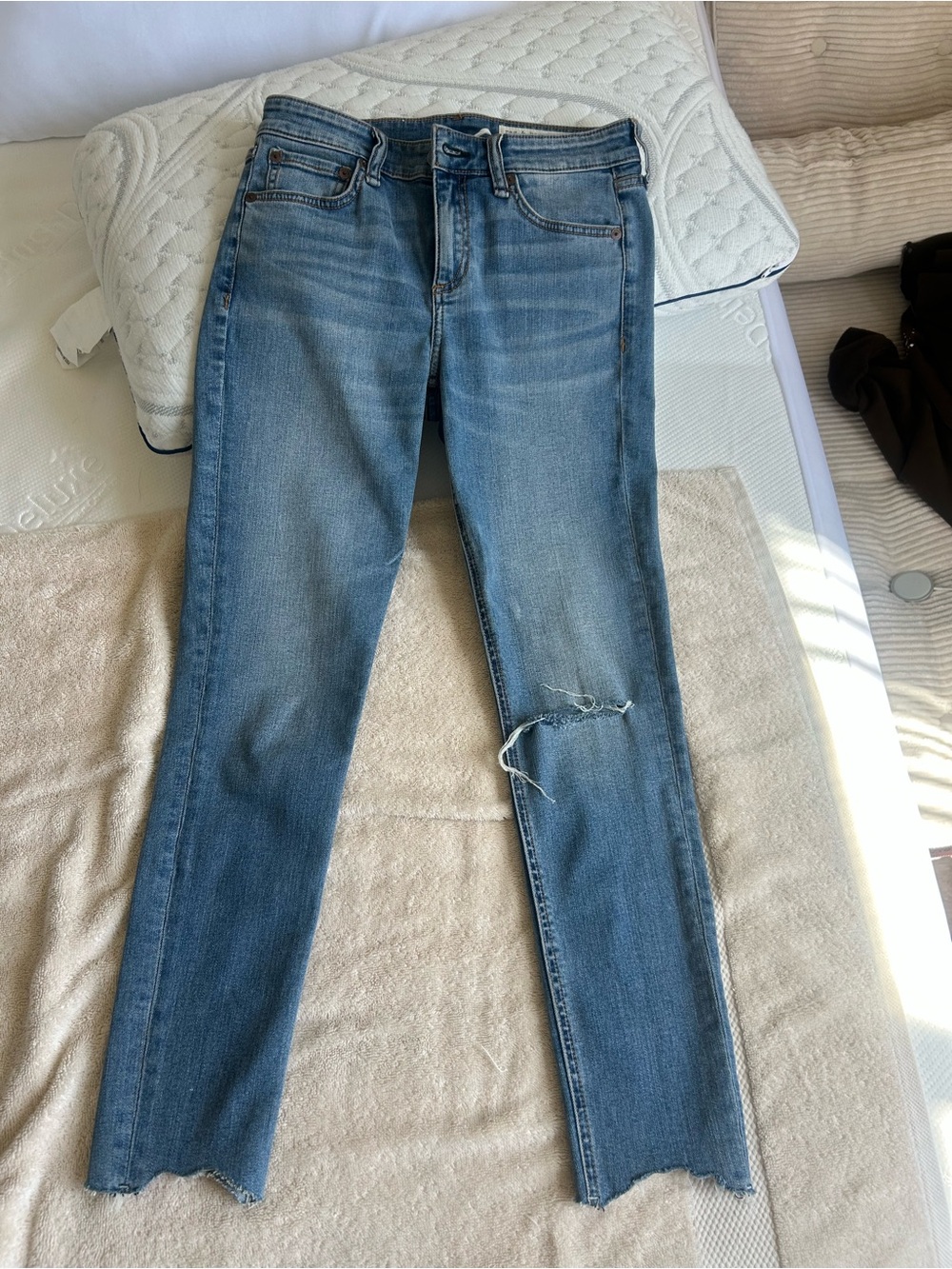 rag & bone light blue ankle skinny jeans